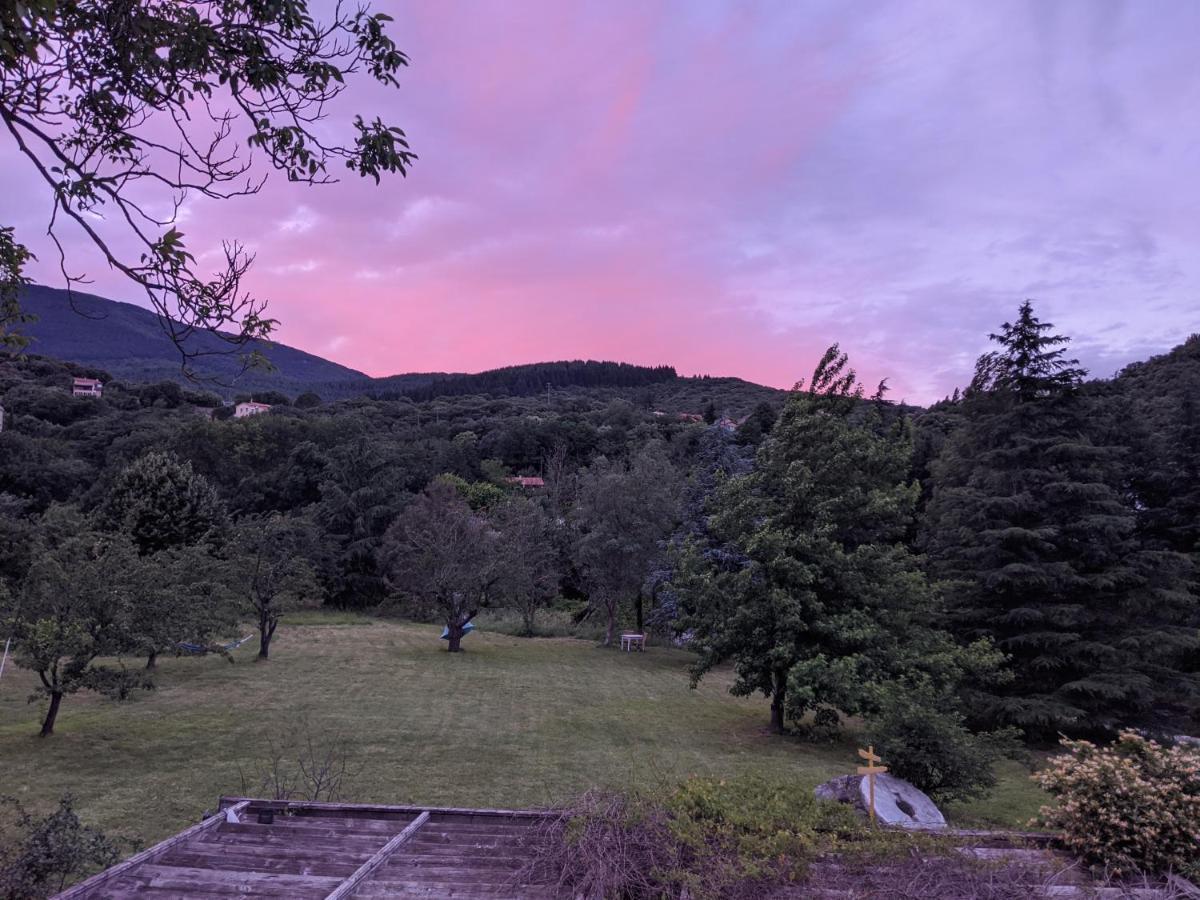 Bed and Breakfast Le Moulin D'Arcas. Prémian Exterior foto